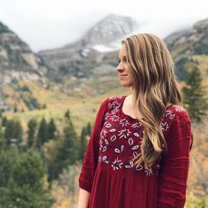 Meet your Posher, Maddie